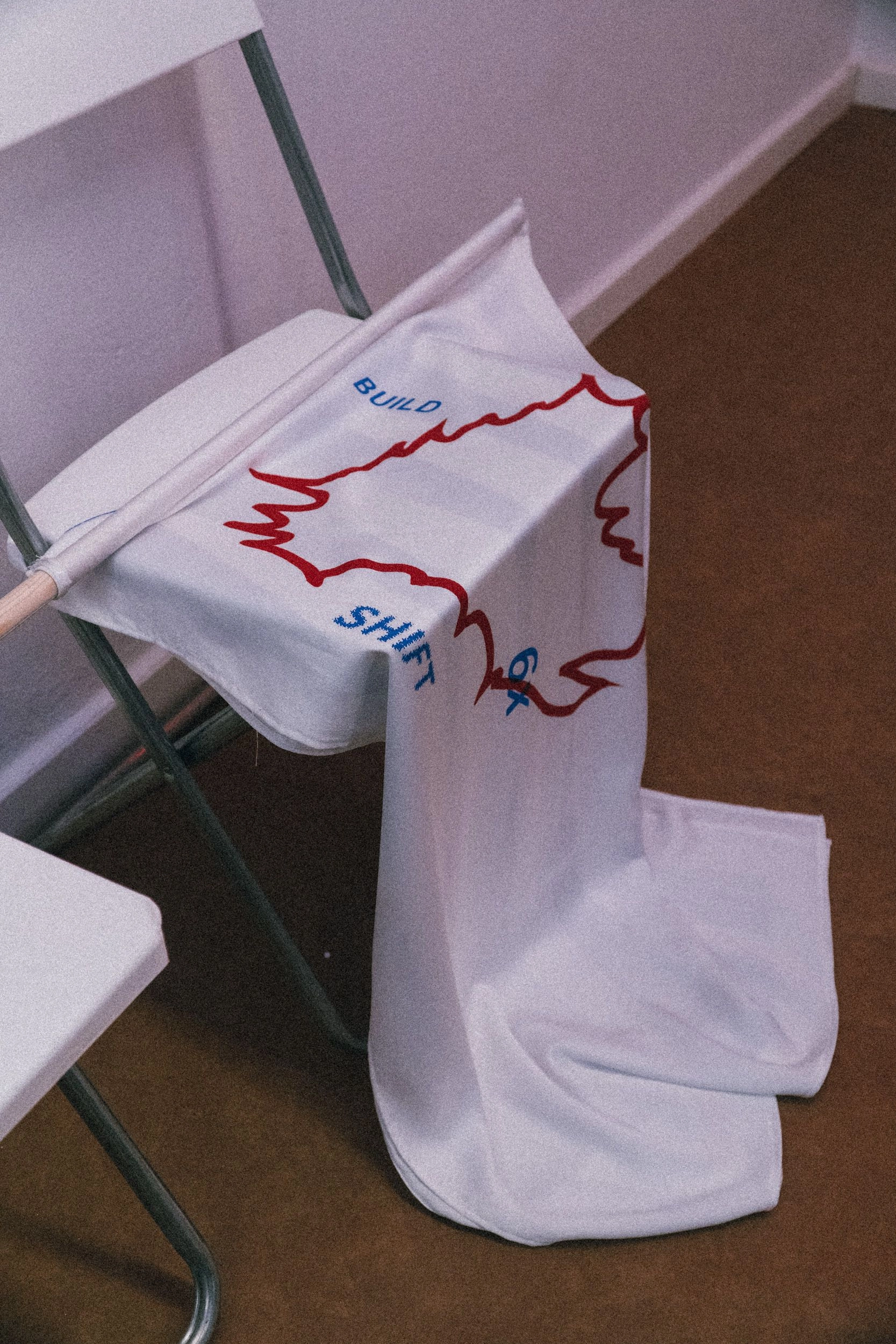 6eddc09f3411bf6d129c121ddfb57e7152be2001-1667×2500